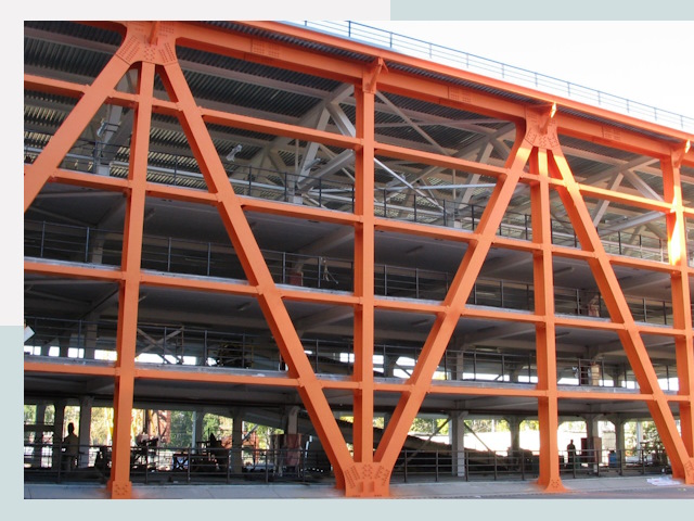 Многоуровневые паркинги в Гатчина от 617 руб.