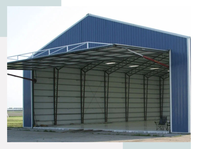 Прямо стенные ангары в Гатчине