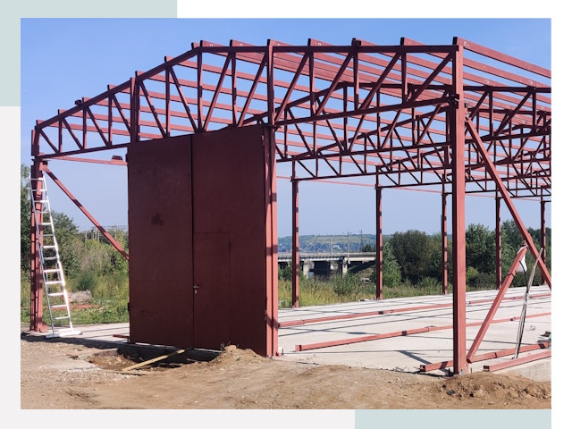 Холодные ангары в Гатчине